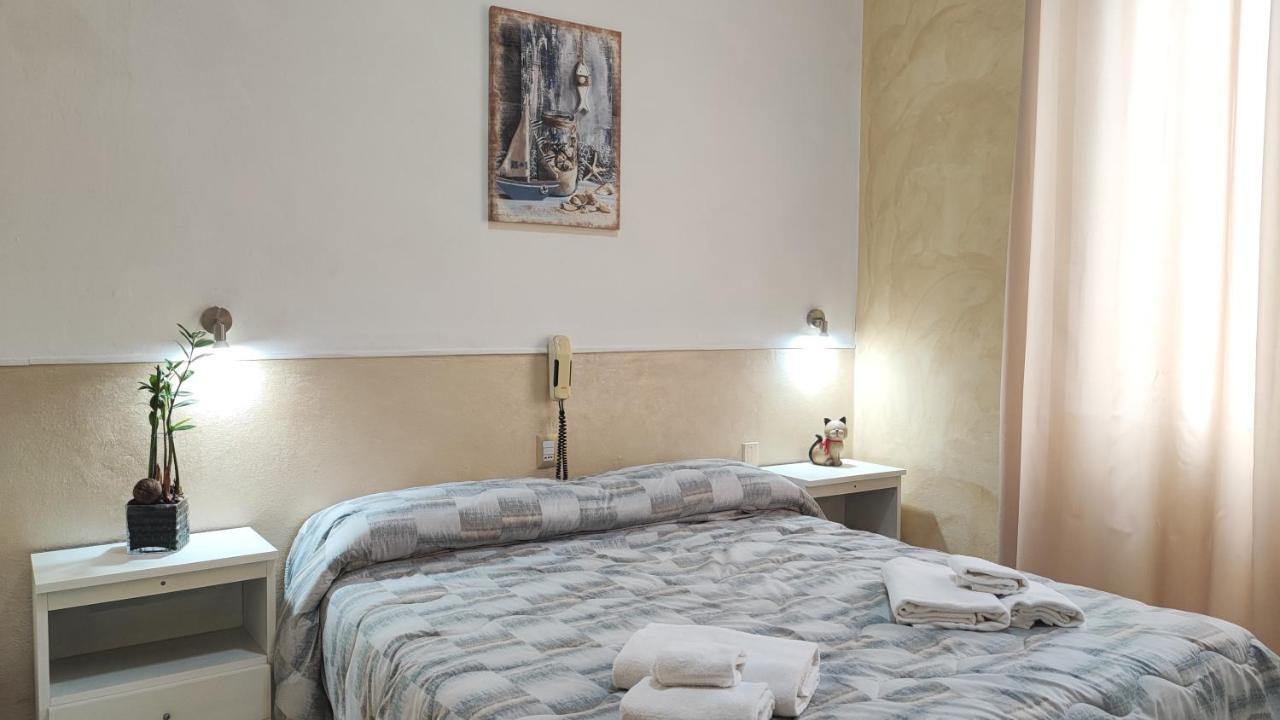 צ'צ'ינה Hotel Il Ponte מראה חיצוני תמונה