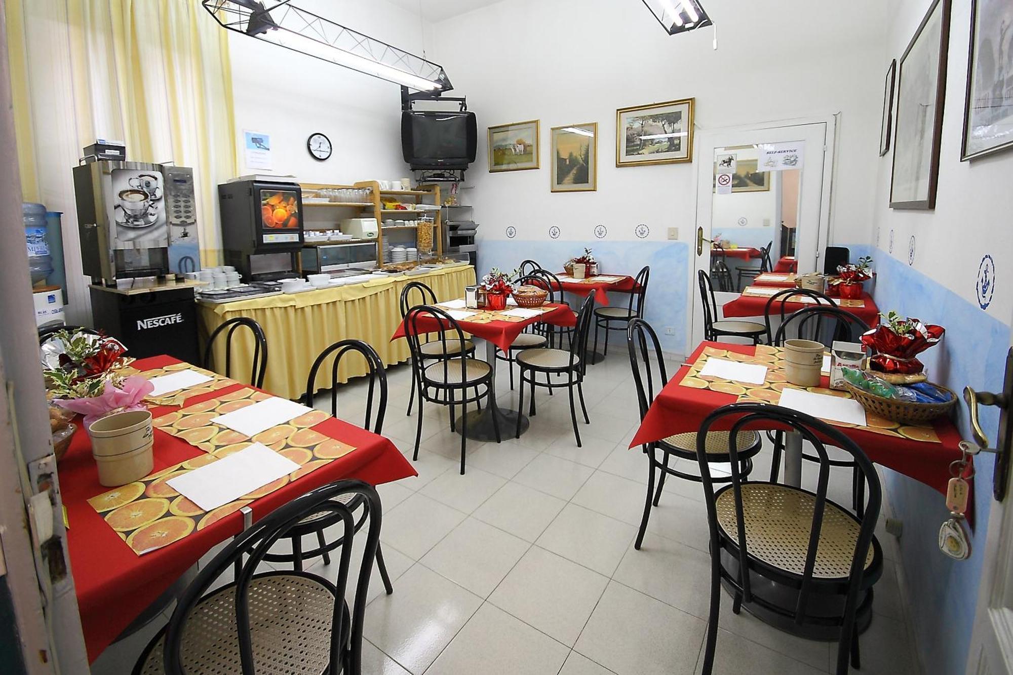 צ'צ'ינה Hotel Il Ponte מראה חיצוני תמונה
